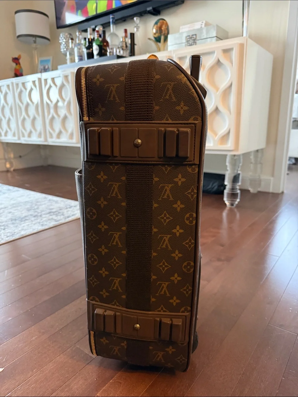 Louis Vuitton Monogram Canvas Rolling Suitcase in Brown and Tan - Picture 4 of 7